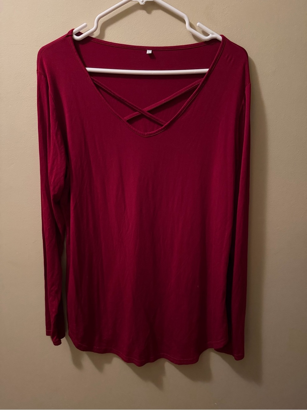 Women’s Long Sleeve Crisscross V-Neck Top - deep dark Red